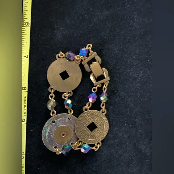 Bracelet with coin-like disks and iridescent beads. - Picture 7 of 7